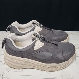 UGG CA805 (style 1116311) Zipper Mesh Sneakers in Charcoal Gray - Women's size 9